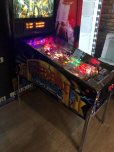 MÁQUINA DE PINBALL FLIPERAMA ARQUIVO X – MC Diversões